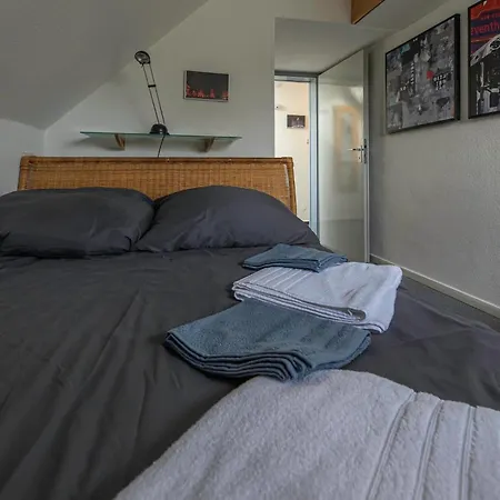 Apartment Unterm Dach In *