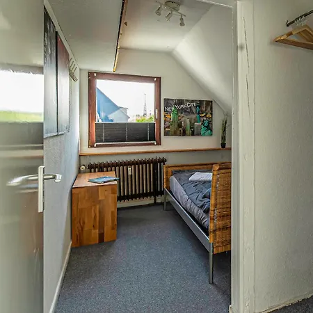 Apartment Unterm Dach In *